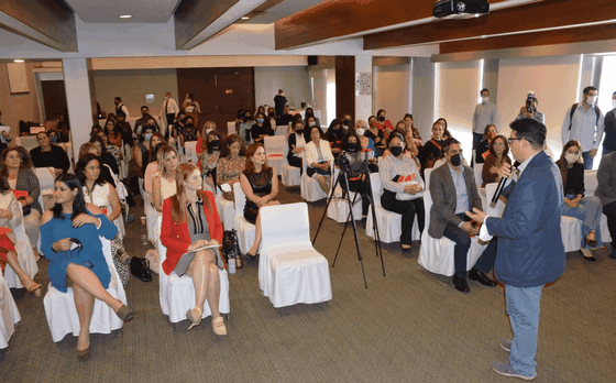 Con el aporte de mujeres empresarias tendremos un mejor Michoacán: Eligio González