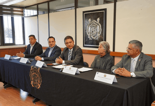 UMSNH FORTALECE VINCULACIÓN: FIRMA CONVENIO CON ZAMORA