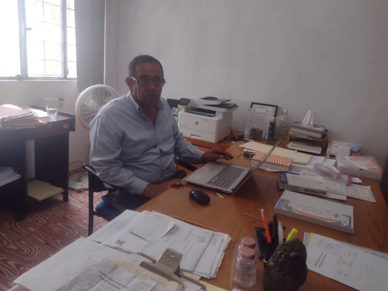 Registro civil de Nueva Italia atiende a usuarios en horario normal