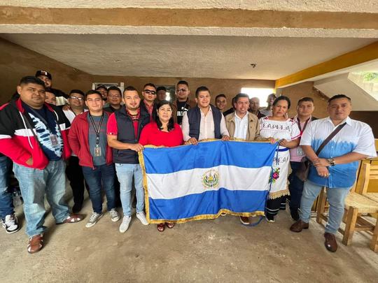 Celebra Víctor Zurita presencia centroamericana en festejos de Capul