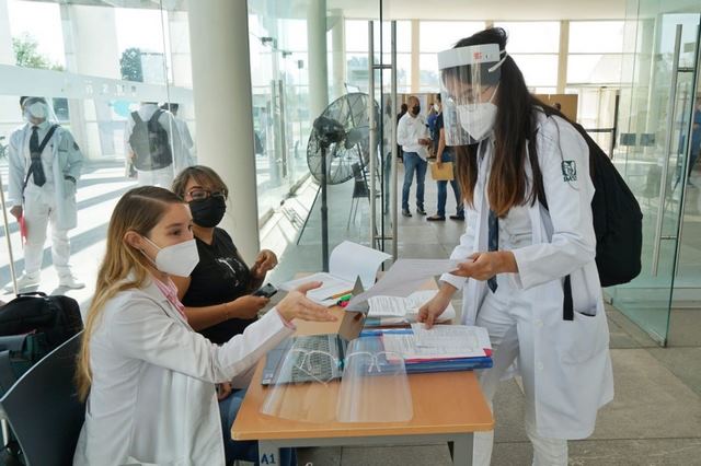 INICIA ASIGNACIÓN DE PLAZAS DE SERVICIO SOCIAL PARA EL ÁREA DE LA SALUD