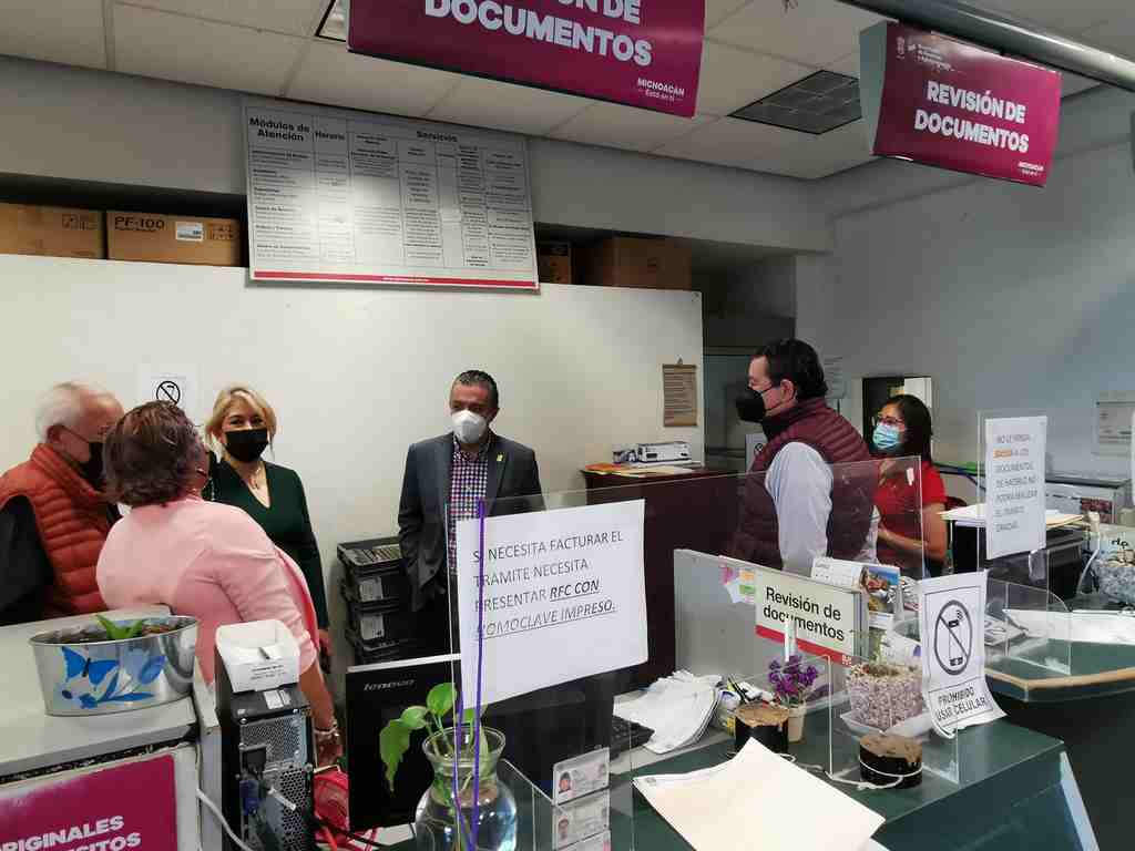 Módulos y oficinas recaudadoras, con suficientes placas de circulación: SFA