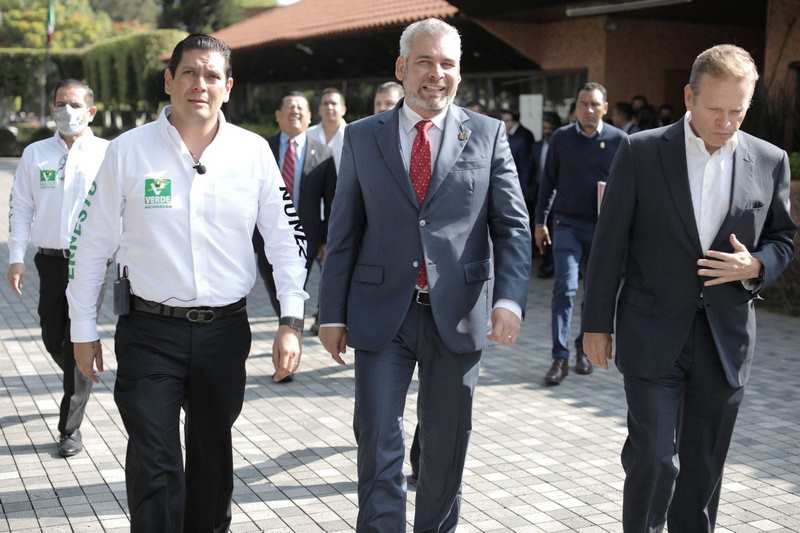 COLUMNA “BAJO LA LUPA”