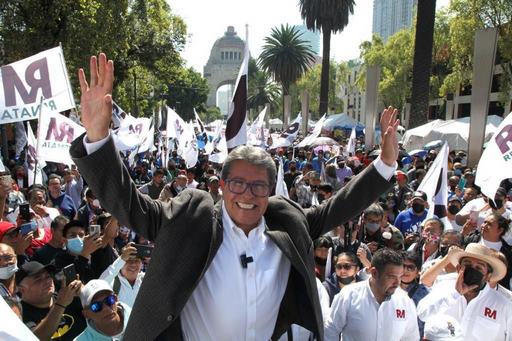 Reitera Ricardo Monreal aspiración por suceder a López Obrador en 2024