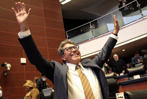 AMLO mete a Monreal en la carrera presidencial; se hizo justicia política