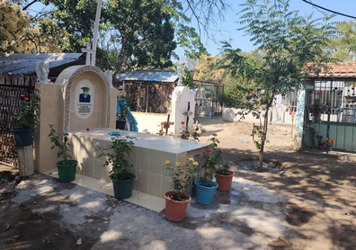 Prioridad conservar limpio el Panteón Municipal de Apatzingán: Miguel Larios