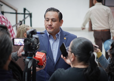 Legislativo no debe resistirse al reconocimiento de los diversos tipos de familias: Víctor Manríquez