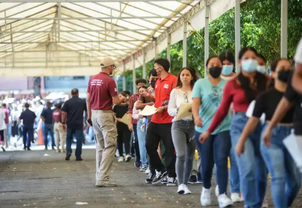 Domingo de exámenes en la Universidad Michoacana: esto es lo que no debes llevar