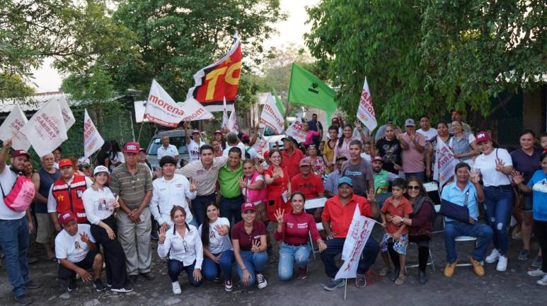 Llama Fanny Arreola a votar 5 de 5 en favor de Morena; es fundamental para lograr la transformación de Apatzingán.