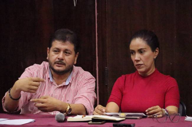 En orden se entrega administración pública: José Abarca Díaz Barriga.