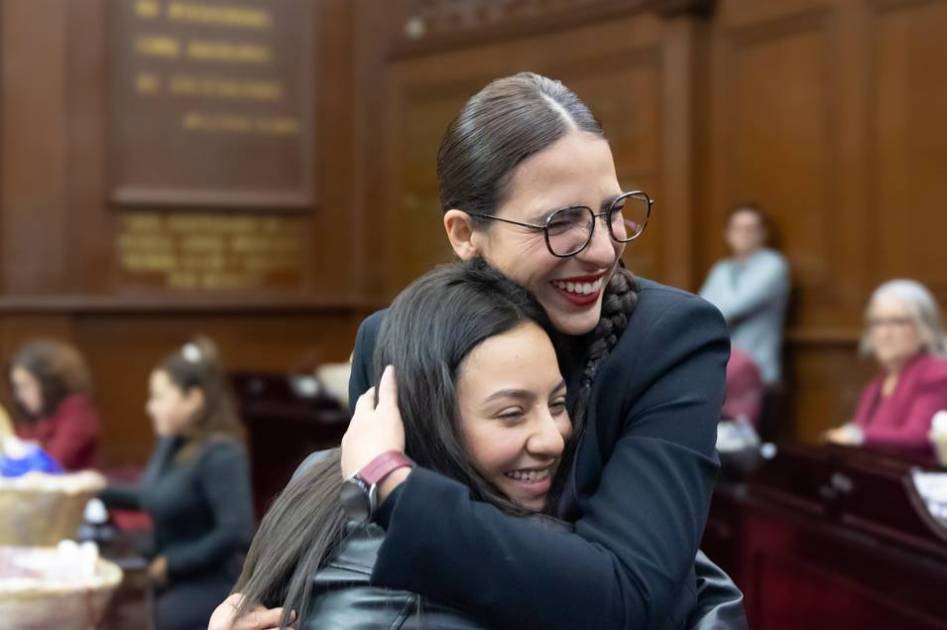 Diputada Giulianna Bugarini presenta iniciativa para garantizar acceso a la Lengua de Señas Mexicana en Michoacán
