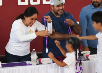 Fanny Arreola fortalece la formación de la niñez apatzinguense con exitoso cierre de cursos de verano.