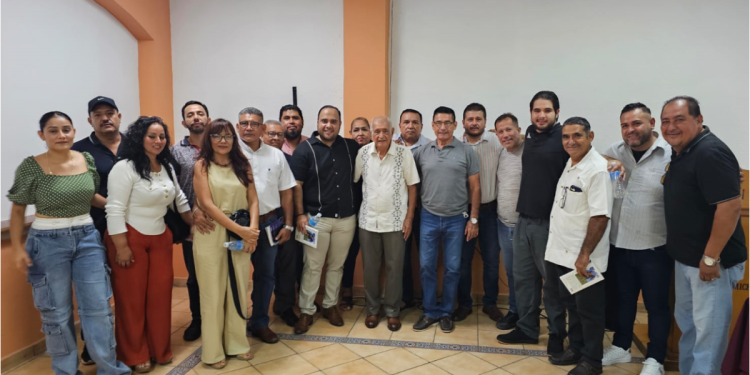 Presentación del Libro “Estampas de Apatzingán y Algo Más”