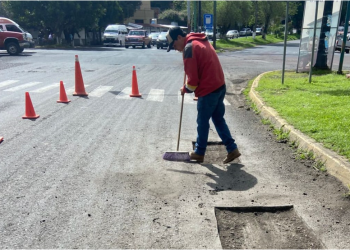 Gobierno de Pátzcuaro Refuerza Labores de Bacheo en el Libramiento