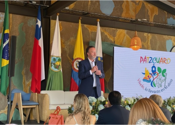 Julio Arreola lleva a Colombia la Marca Ciudad Pátzcuaro: Vívelo, lo Llevarás en el Alma