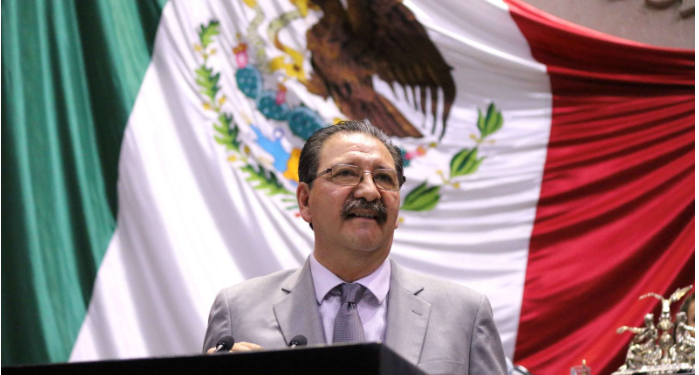 REGINALDO SANDOVAL CELEBRA QUE MÁS MEXICANOS RECUPEREN LA BANCA NACIONAL