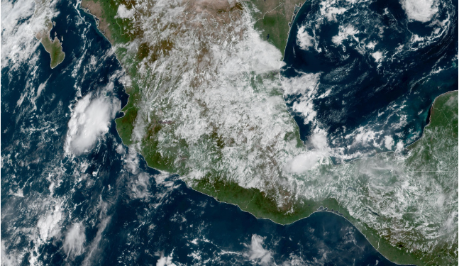 Domingo, con lluvias fuertes de manera dispersa debido a una extensa vaguada en superficie.
