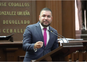 Reyes Galindo presenta iniciativa para frenar el Burnout, “síndrome de estrés laboral”, en trabajadores del Estado y municipios