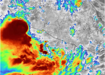Raymond comienza a aproximarse a la costa del Estado de Michoacán; las lluvias se intensificarán esta tarde.