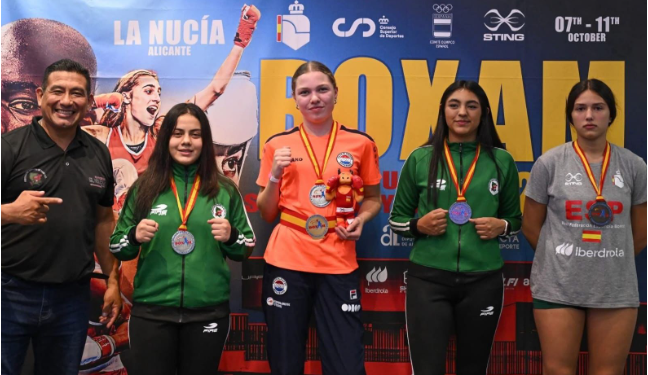 Knock Out internacional, alumna de Cecytem gana plata en torneo de box en España  