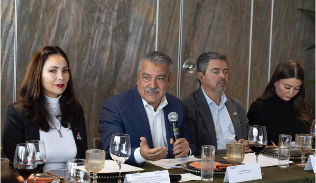 Morón y sector empresarial avanzarán en unidad por el desarrollo de Michoacán
