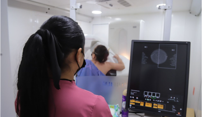 Unidad de especialidades médicas, pilar en la detección del cáncer de mama: SSM