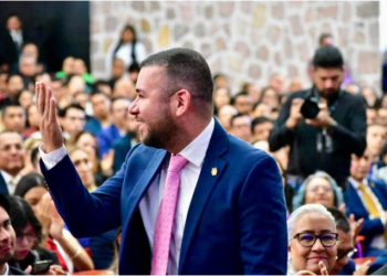 Felicita Reyes Galindo a UMSNH por 108 años de historia humanista