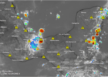 En las próximas horas se registrarán lluvias fuertes a muy fuertes en el oriente y sureste de México.