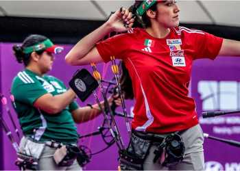 Mariana Bernal deslumbra en Nanjing