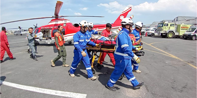 ¡Misión cumplida! Regresan médicos y ambulancias de Michoacán tras apoyo a Hidalgo
