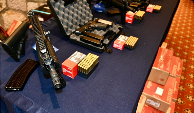 Gobierno estatal equipa a guardias civiles, policías municipales y autogobiernos