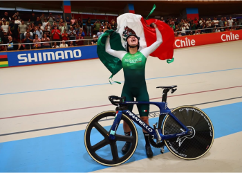 Yareli Acevedo regresa a México al podio de un Campeonato Mundial de ciclismo de pista