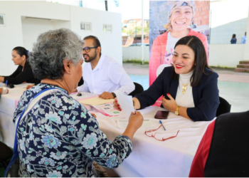 Michoacán da apoyo económico histórico a mujeres con cáncer; casi 3 mil beneficiadas