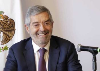 Con eficiencia y transparencia, avanza nuevo modelo de atención consular: canciller De la Fuente