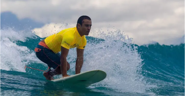 Martín Díaz logra bronce en Mundial de Para Surf en California
