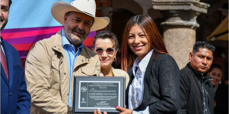 Con Educación y Valores, Construimos Futuro: Julio Arreola