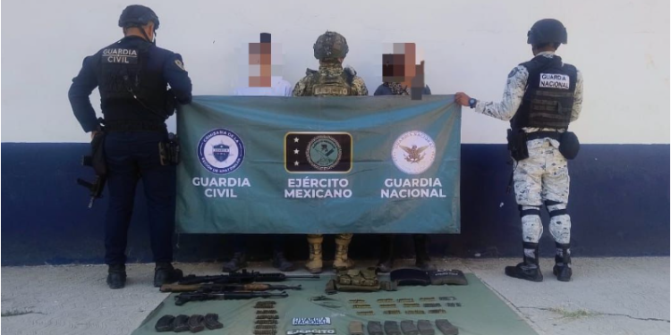 Dentro del Plan Paricutín, SSP y Defensa detienen a 2 en posesión de armas largas en Apatzingán