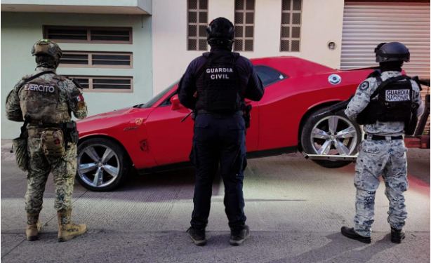 En Plan Paricutín, SSP y Defensa aseguran vehículos blindados y ametralladora en Los Reyes