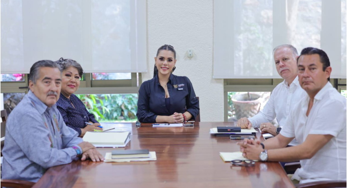 La gobernadora Evelyn Salgado evalúa las diversas obras que se realizan en todo el estado