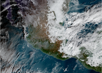 Jueves, continuando las lluvias fuertes a muy fuertes y aire polar sobre México.