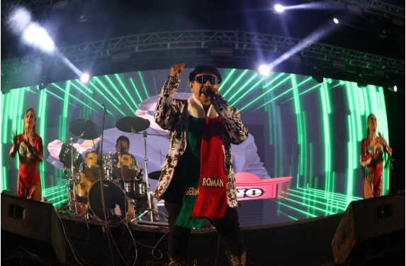 Pátzcuaro se viste de fiesta: Julio Arreola da inicio oficialmente la Feria Patronal 2025