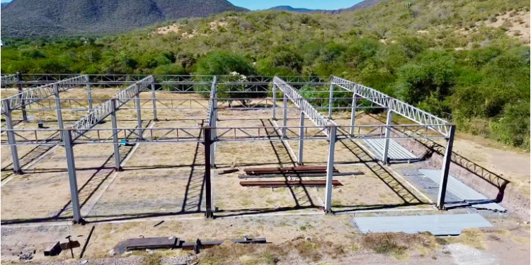 Construye gobierno de Guerrero mercado municipal en Huamuxtitlán en la región de la Montaña