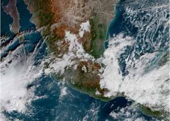 Martes, persistiendo las lluvias/tormentas y la masa de aire frío en México.