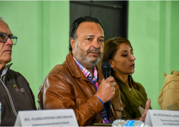 Julio Arreola encabeza firma de convenios para la restauración ambiental del Lago de Pátzcuaro
