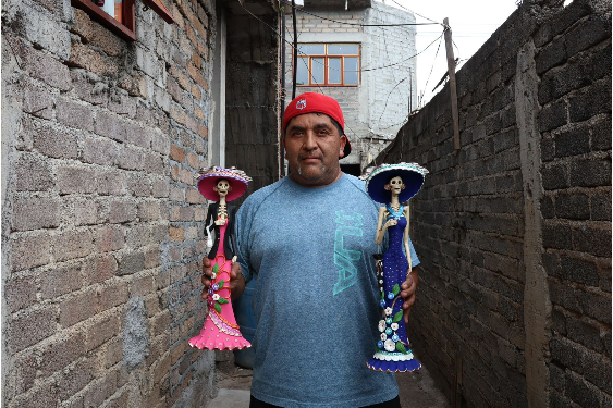 Venta de catrinas de Capula en Liverpool potencia el mercado nacional para personas artesanas