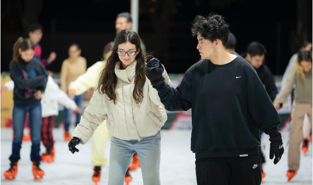 ¿Vas a la pista de hielo de la Villa Navideña? Esto debes saber