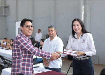 En febrero inicia entrega de tarjetas de la Beca Gertrudis Bocanegra