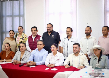 Universidad Rosario Castellanos, marcará una nueva era para las familias en Tierra Caliente: Reyes Galindo
