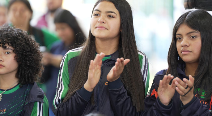 Michoacán, primer estado del país que dotará Internet gratuito a estudiantes de prepa y universidad: Iemsysem