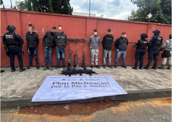 Detenidos en Tingambato 6 presuntos integrantes de grupo criminal con 3 fusiles: SSP
